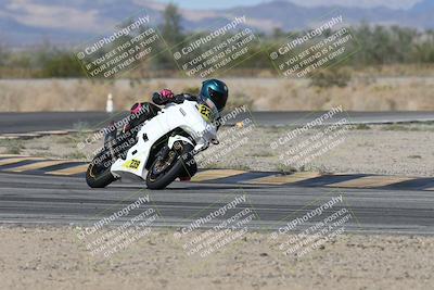 media/Nov-16-2025-Race Pace (Sun) [[8c5fa54630]]/Verified Riders/7-Turn 4 (1155am)/